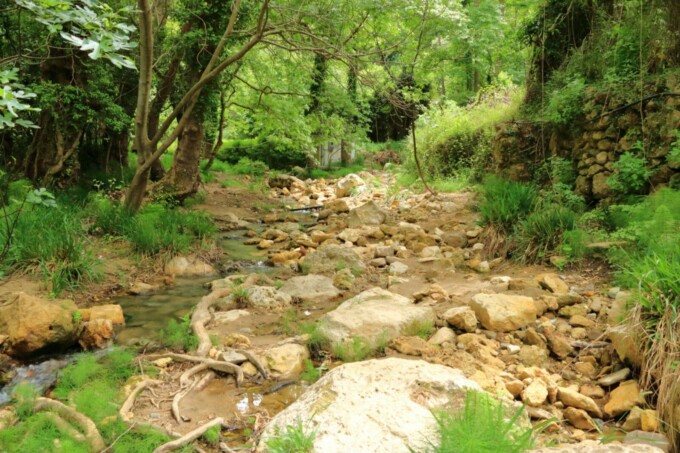 Ущелье Мундрос на острове Крит Ущелье Мундрос на острове Крит